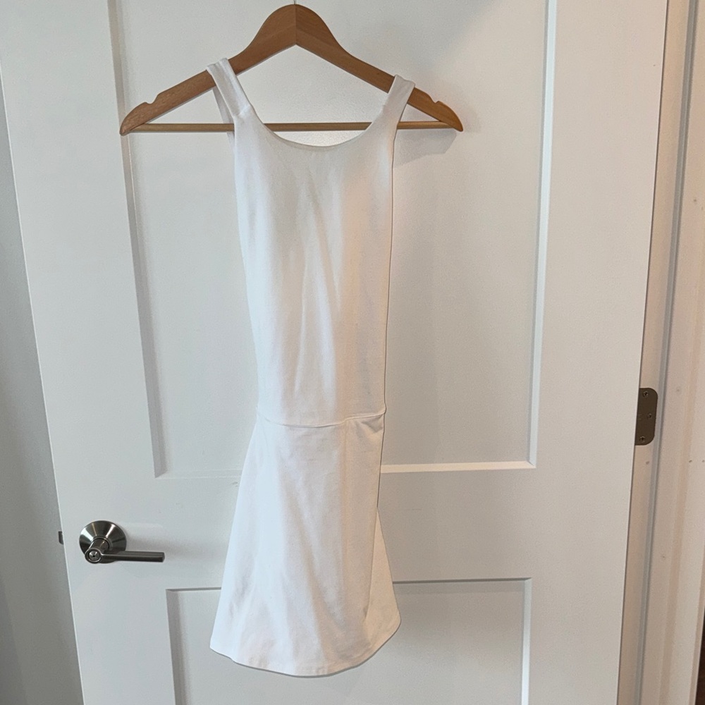 Alo Tennis Dress (1of 2) Elegant White Sleeveless Dress